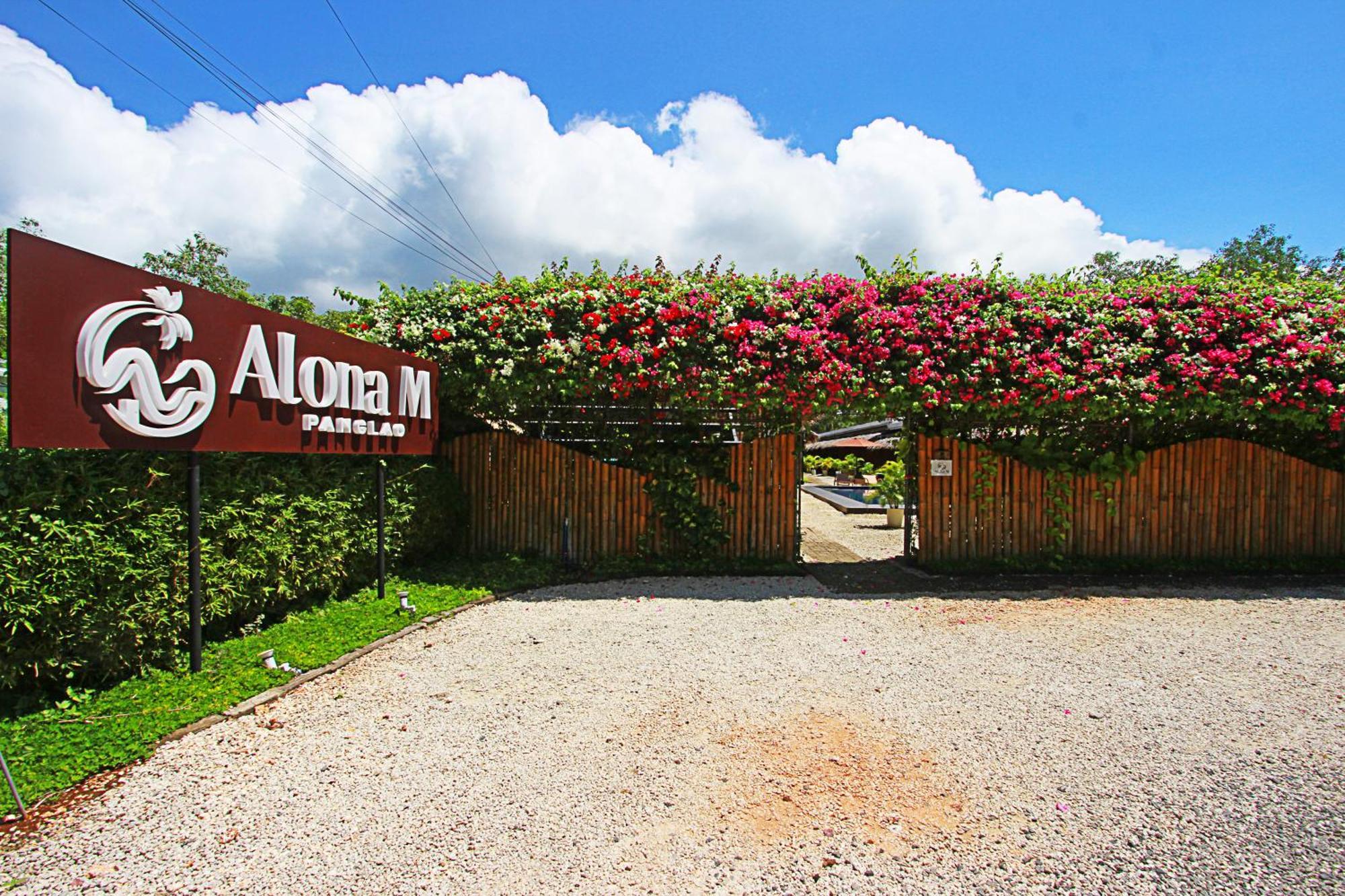 Alona M Panglao Hotel Exterior photo