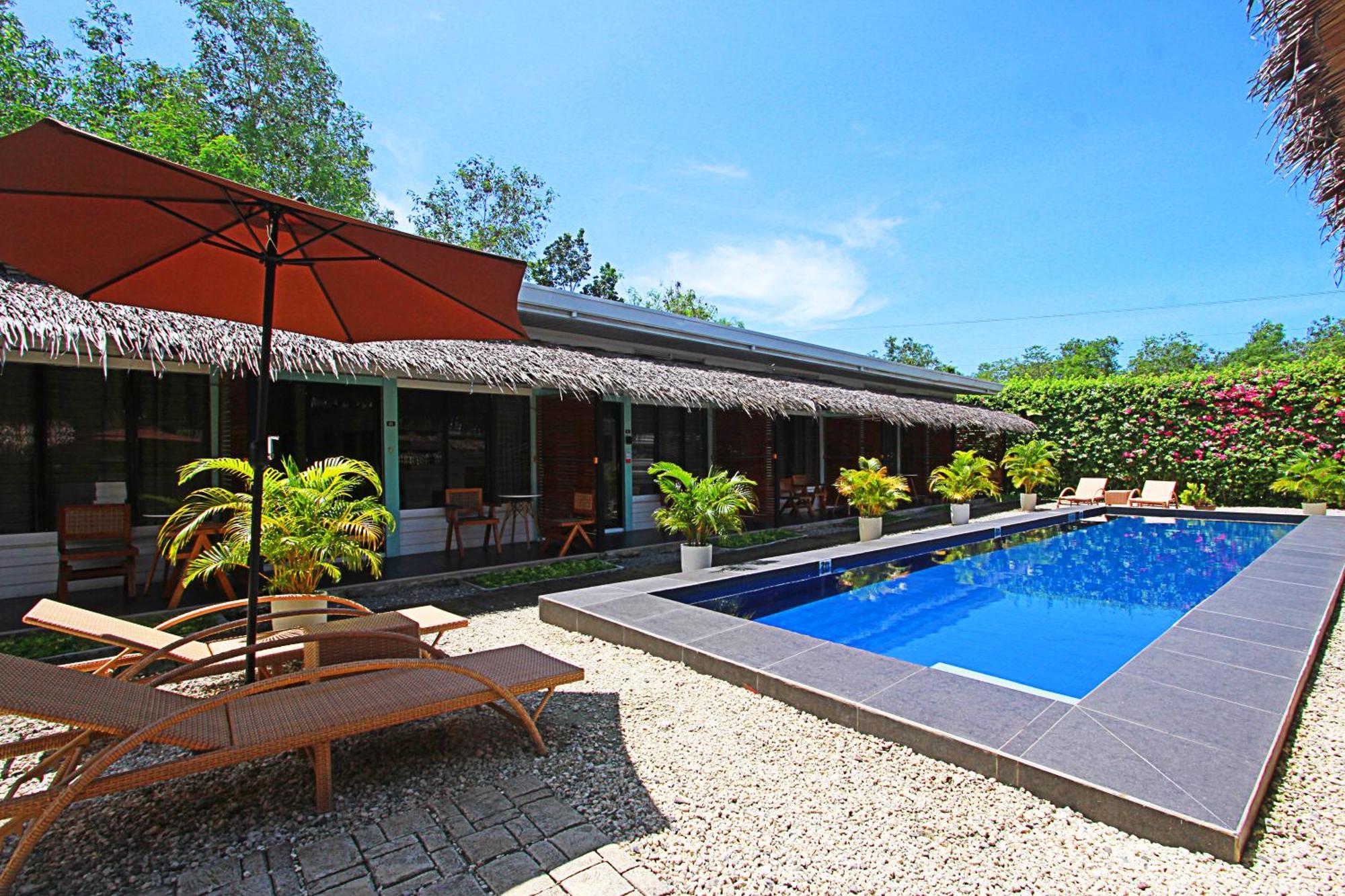 Alona M Panglao Hotel Exterior photo
